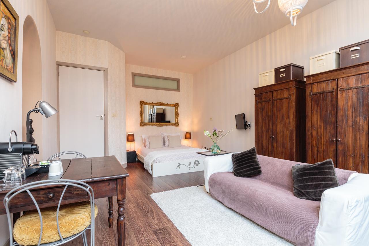 B&B In Negentienvijf อาเมอร์สฟอร์ต ภายนอก รูปภาพ